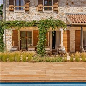 Luxury Villa Estate with 3 Pools on Istrian Vineyards near Bale, sleeps 56-60
